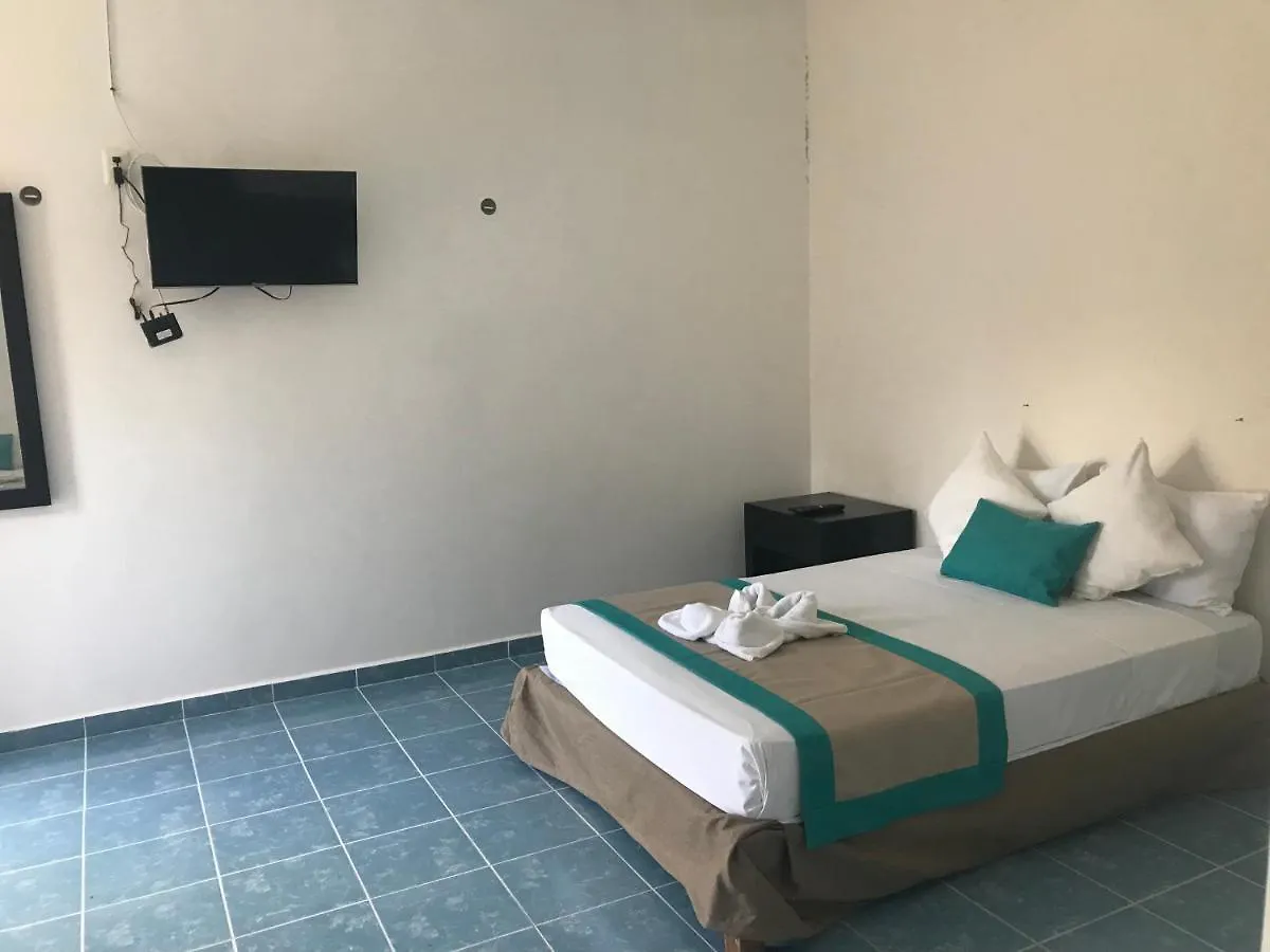 Hotel D^Atyi Inn