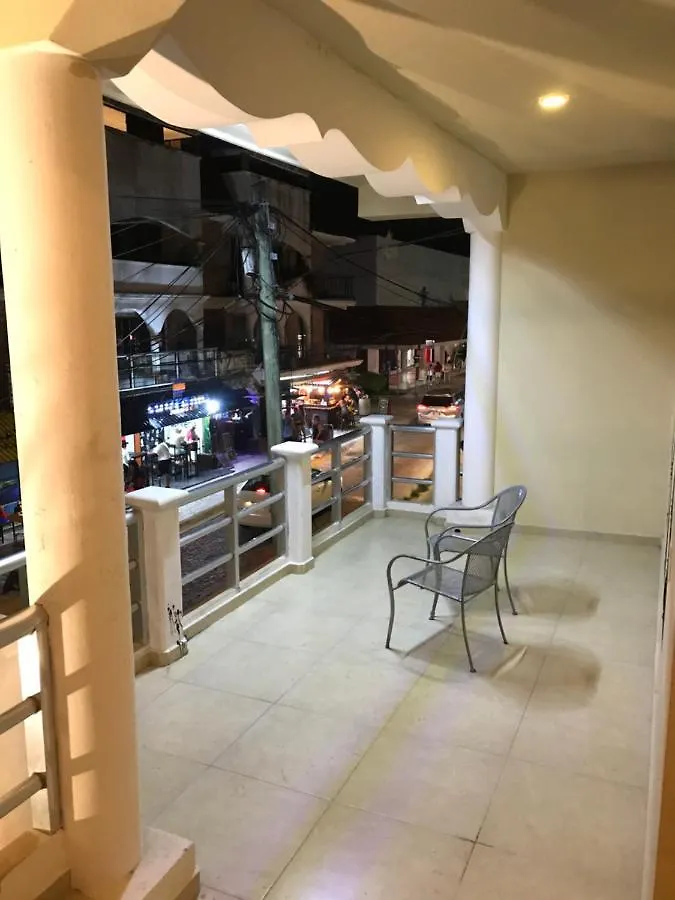Hotel D^Atyi Inn